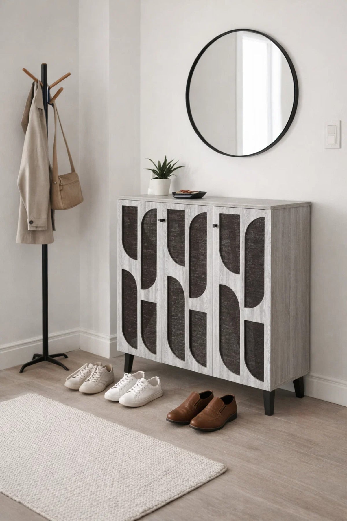 Grey Shoe Cabinet 90_34_91 cm √ê Modern Shoe Organizer with Decorative Doors