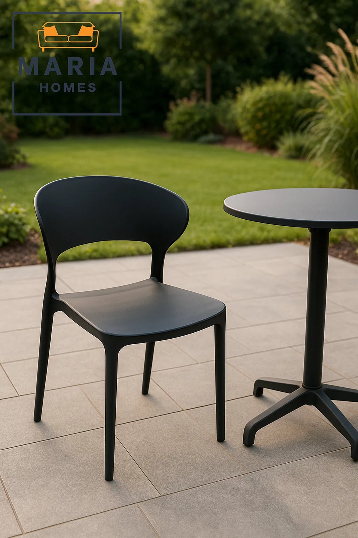 Black Modern Plastic Dining Chair Ð Ergonomic Curved Back Chair for Home, Office or CafŽ Seating