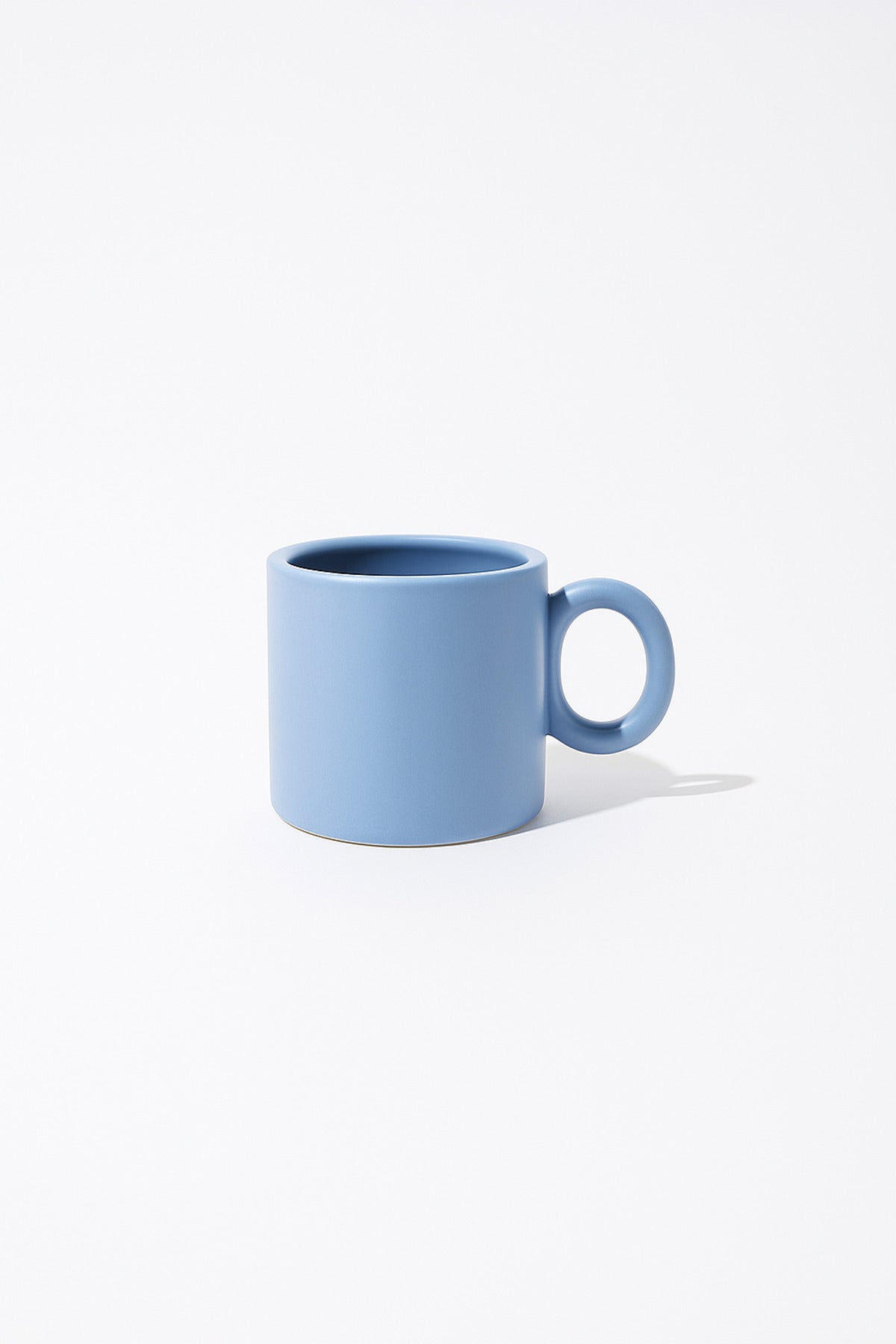 Light Blue Ceramic Mug Ð Minimalist Modern Coffee and Tea Cup