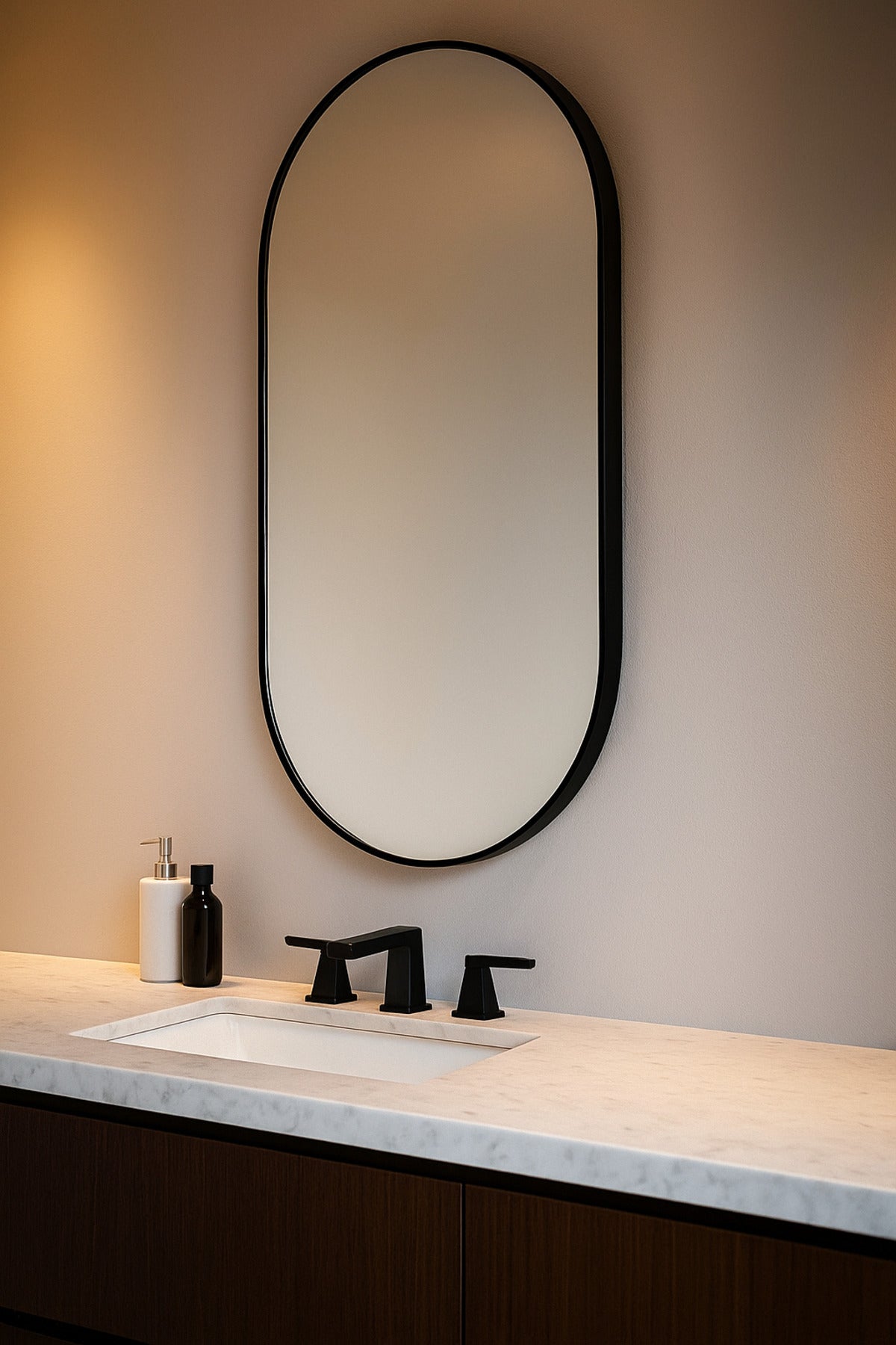 Oval Wall Mirror with Black Frame Ð 120_60 cm Modern Full-Length Decorative Mirror