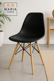 Black Modern Plastic Dining Chair with Wooden Legs Ð Ergonomic Minimalist Seating for Home or Office
