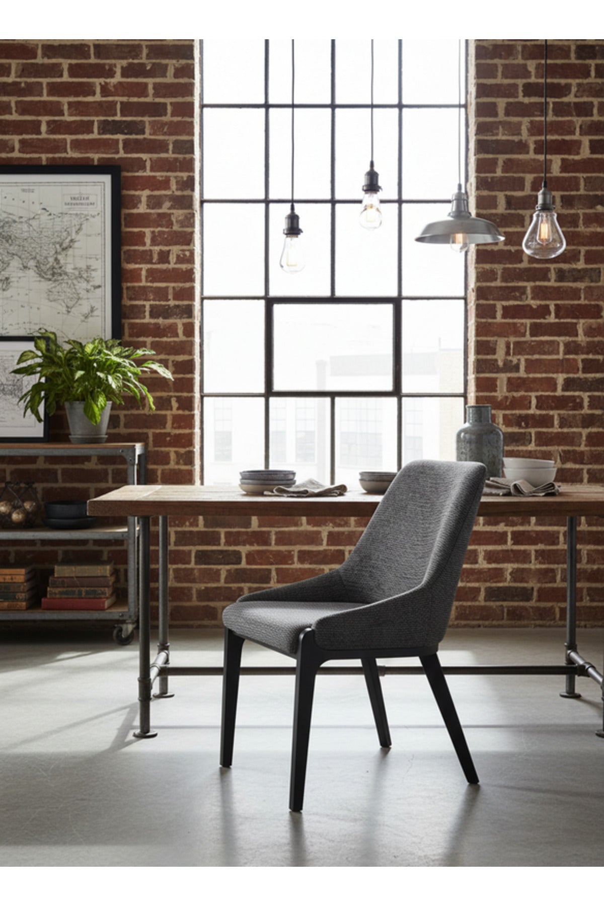 Modern Gray Fabric Dining Chair with Black Wooden Legs for Dining Room Seating