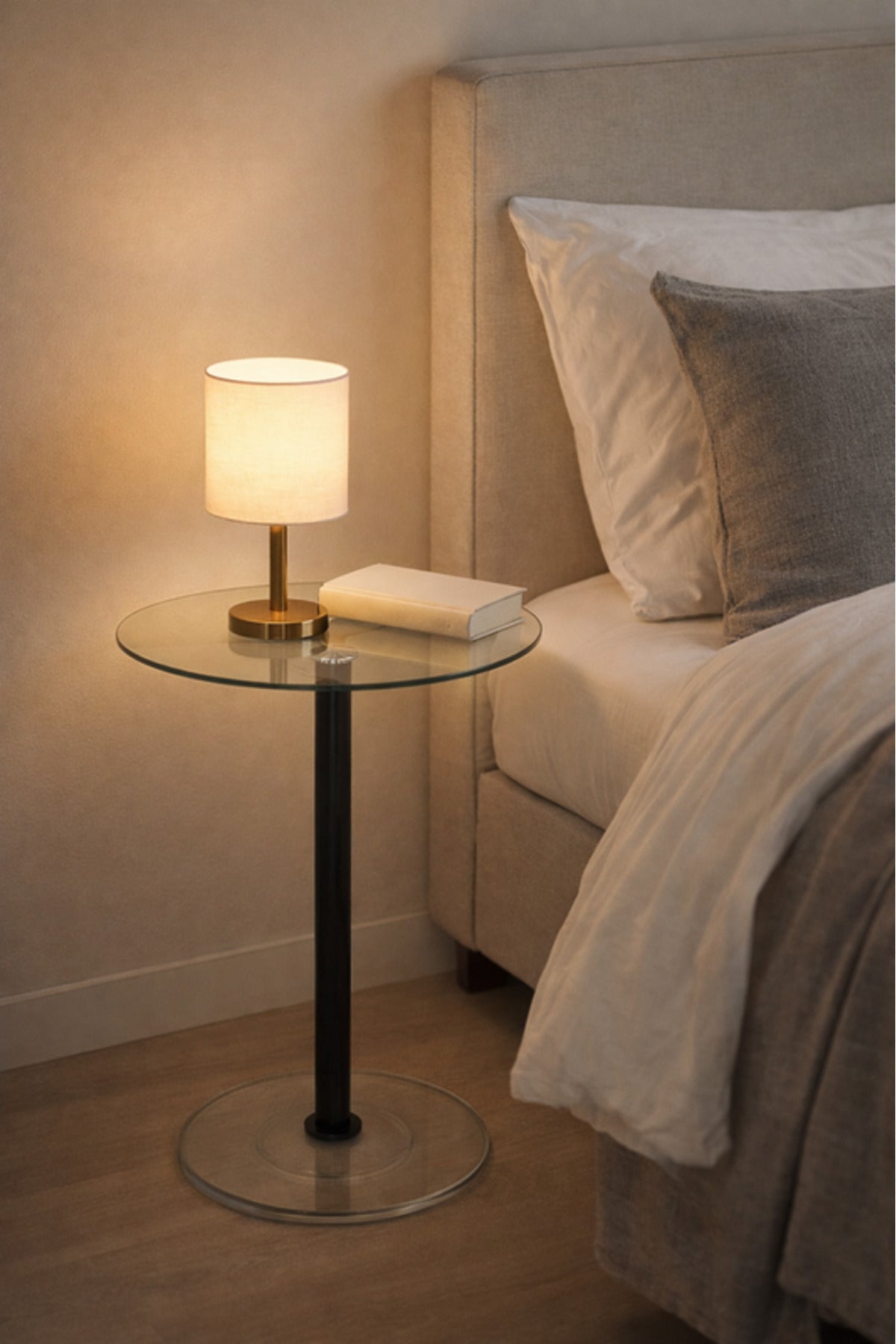 Round Glass Side Table with Black Metal Base 35_35_56 cm Modern Accent round glass side