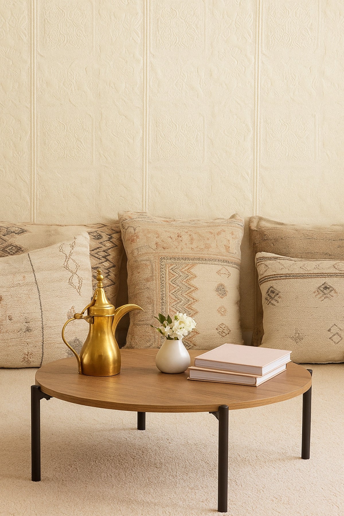 Round Brown Coffee Table with Black Metal Legs Ð Modern Center Table for Living Room 80_30 cm