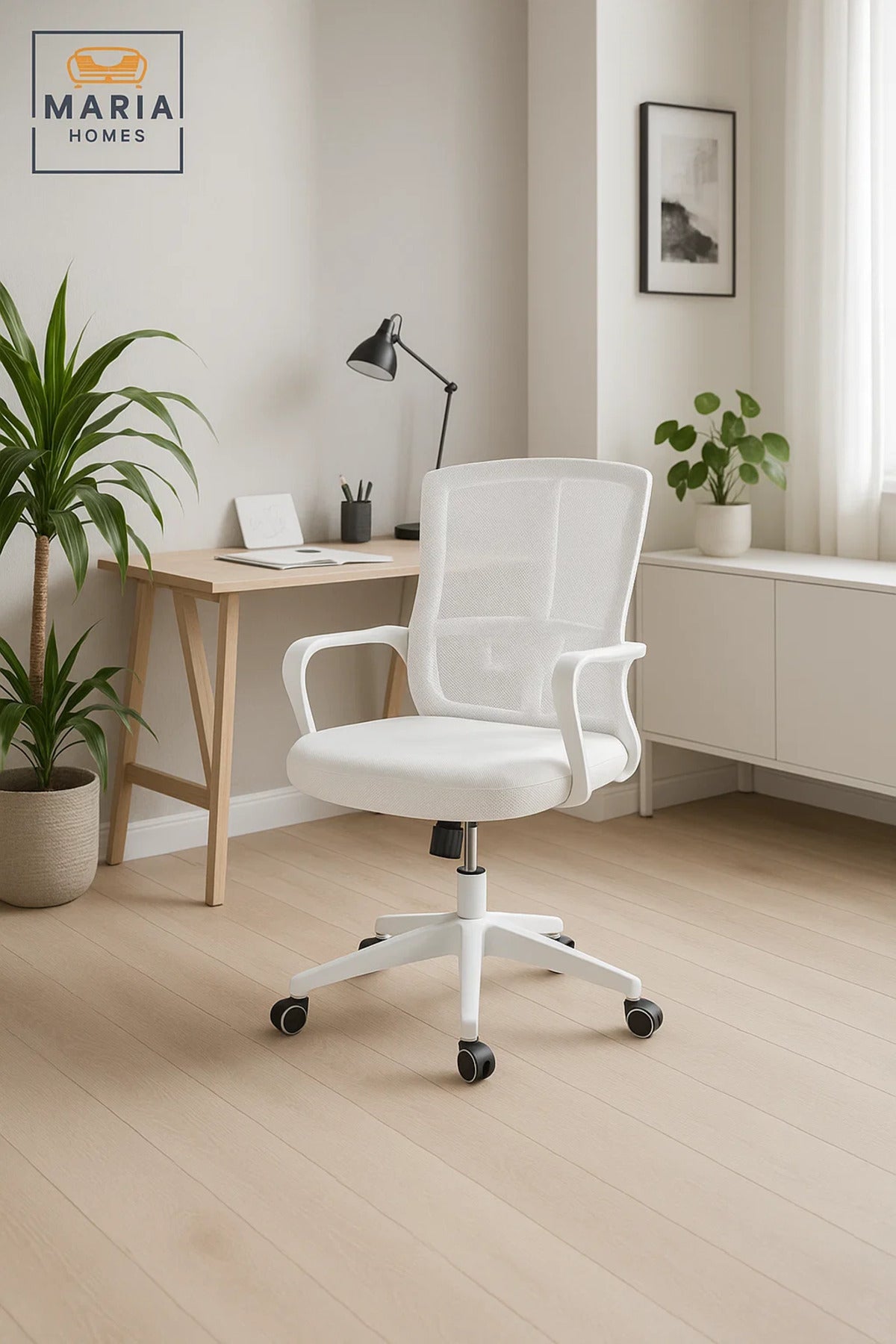 Ergonomic White Office Chair with Mesh Back Ð Swivel, Adjustable Height & Comfortable Design