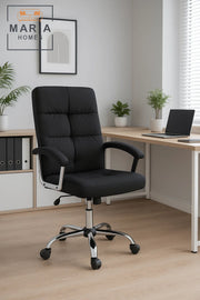 Black Padded Office Chair with Adjustable Height and Armrests Ð Comfortable Seating for Daily Use