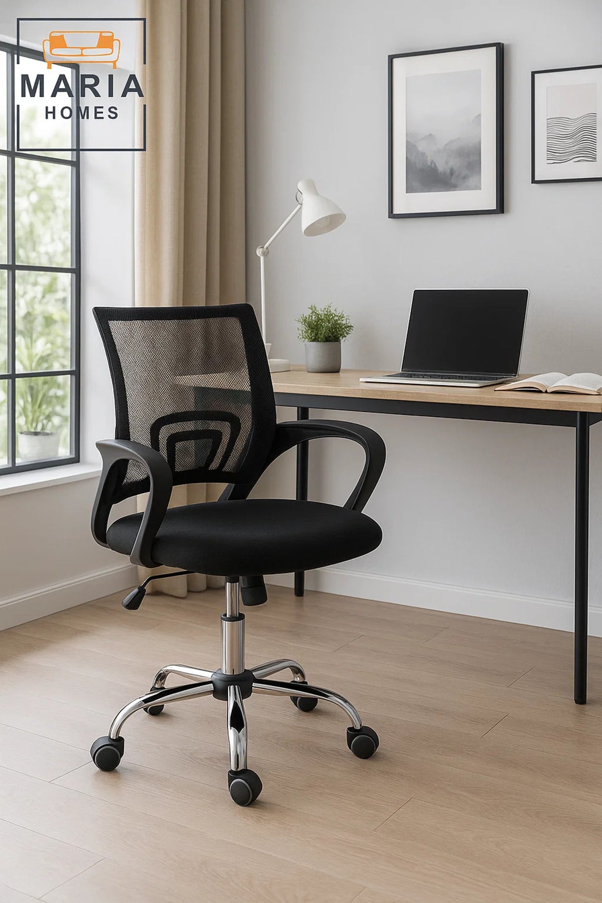 Black Mesh Office Chair with Curved Armrests and Adjustable Height Ð Lightweight & Breathable Design