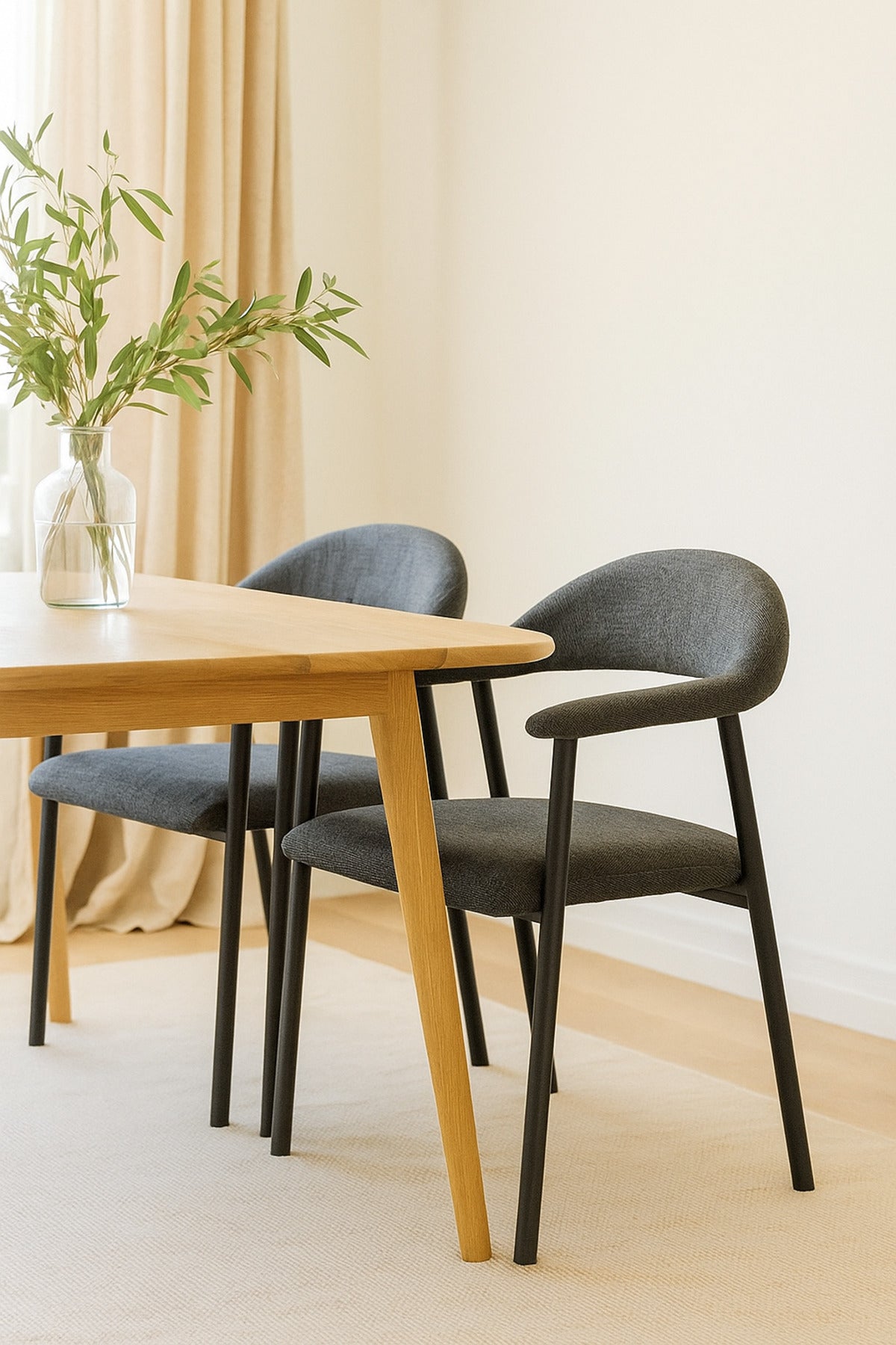 Grey Fabric Dining Chair Ð Modern Minimalist Armchair with Black Metal Legs for Dining Room & Office