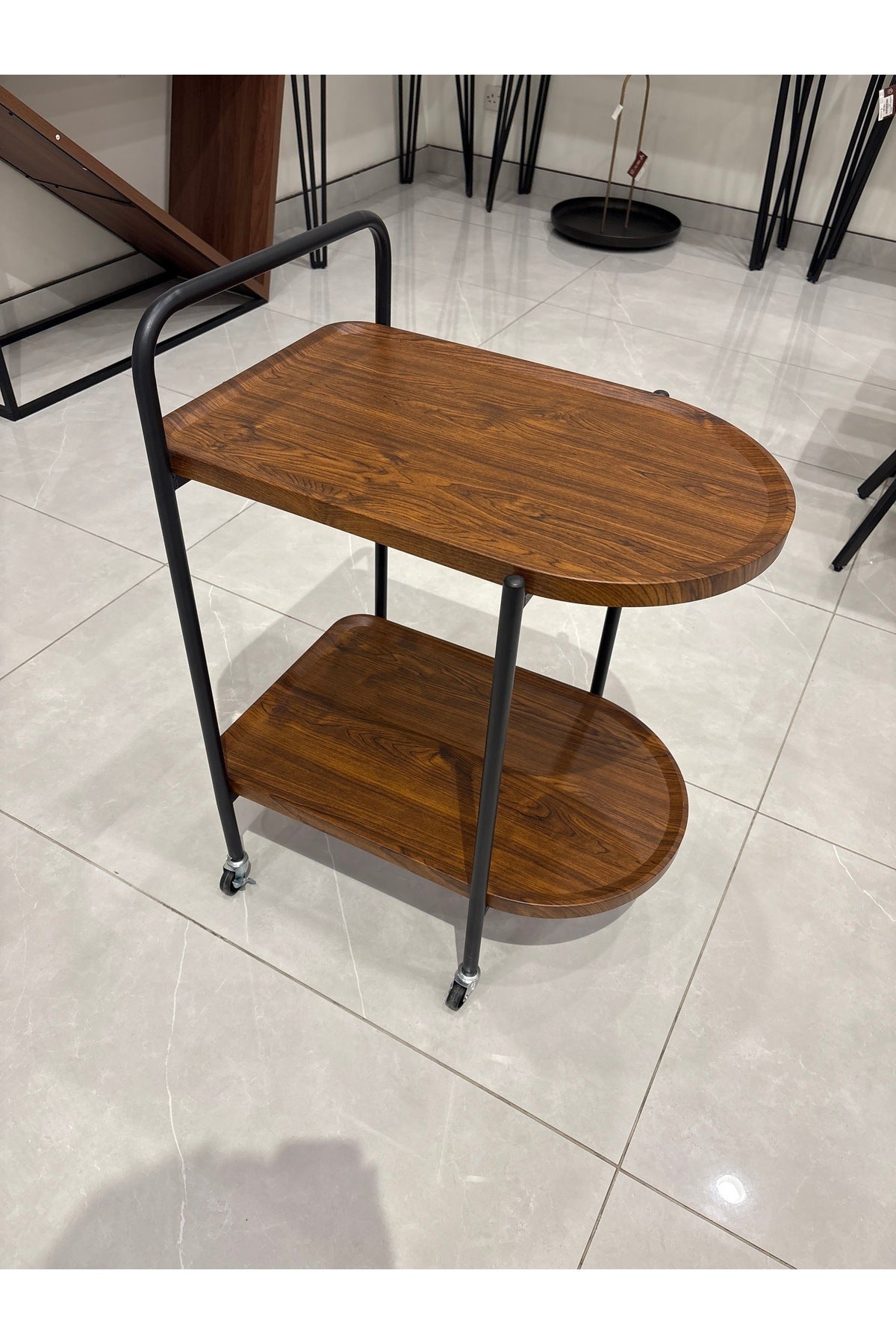 Oval 2-Tier Wooden Bar Cart Ð Walnut Finish Serving Trolley with Black Metal Frame and Wheels