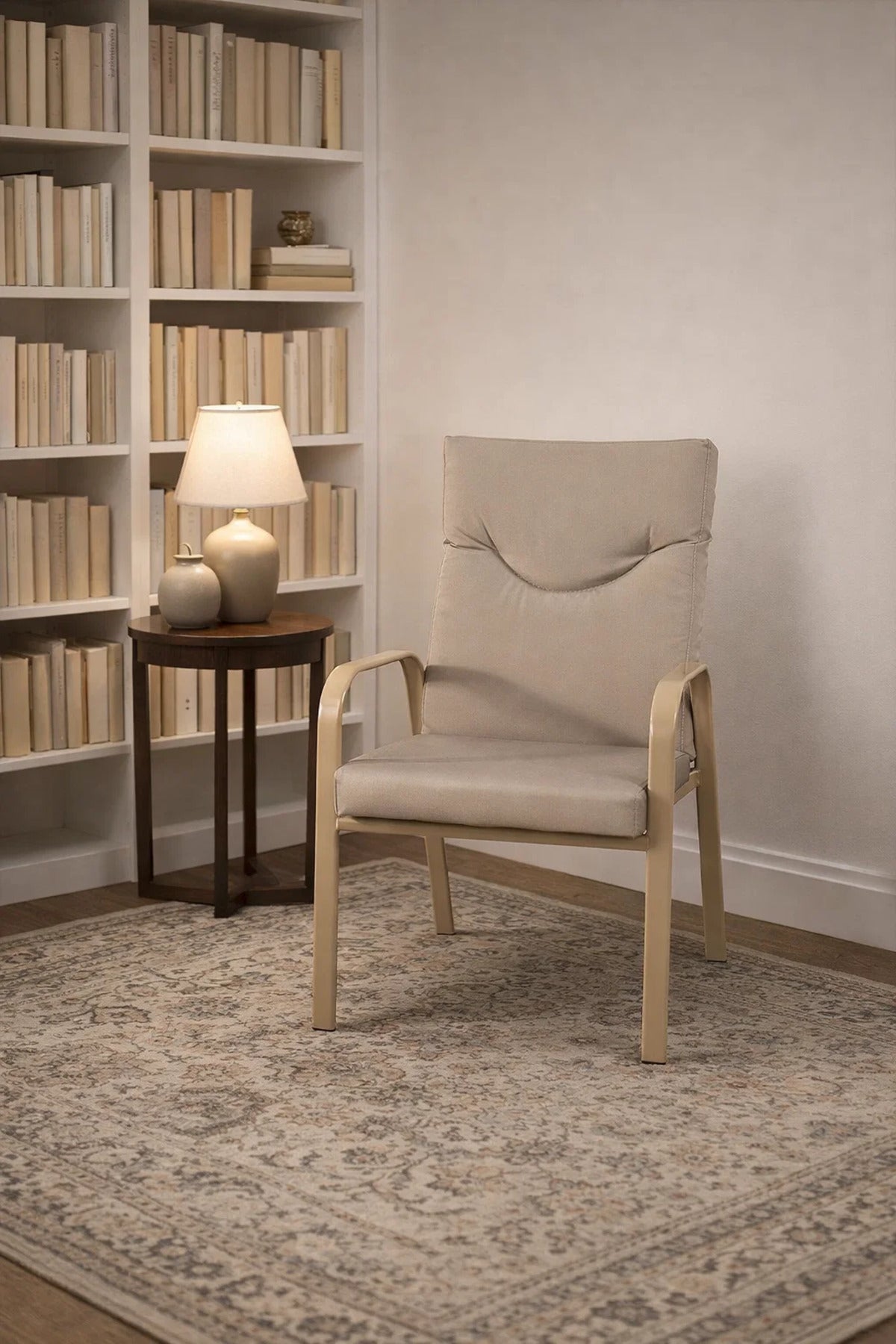 Beige Lounge Chair with Cushioned Seat √ê Comfortable and Stylish Seating