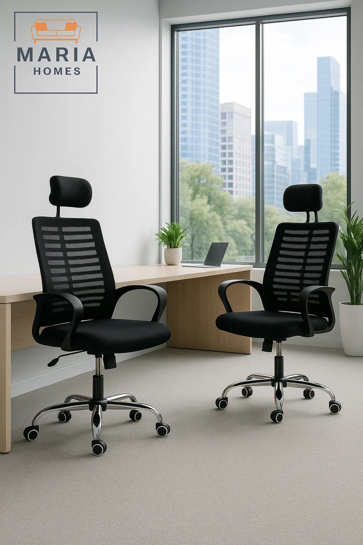 Black Mesh Office Chair with Headrest and Curved Armrests Ð Ergonomic Design for Daily Comfort