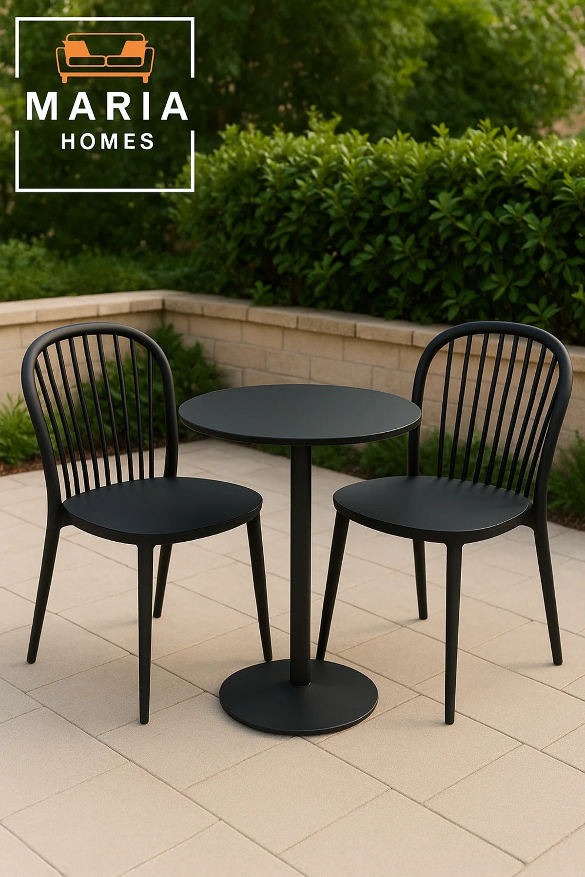 Modern Black Plastic Dining Chair with Spindle Back Ð Sleek and Sturdy Design