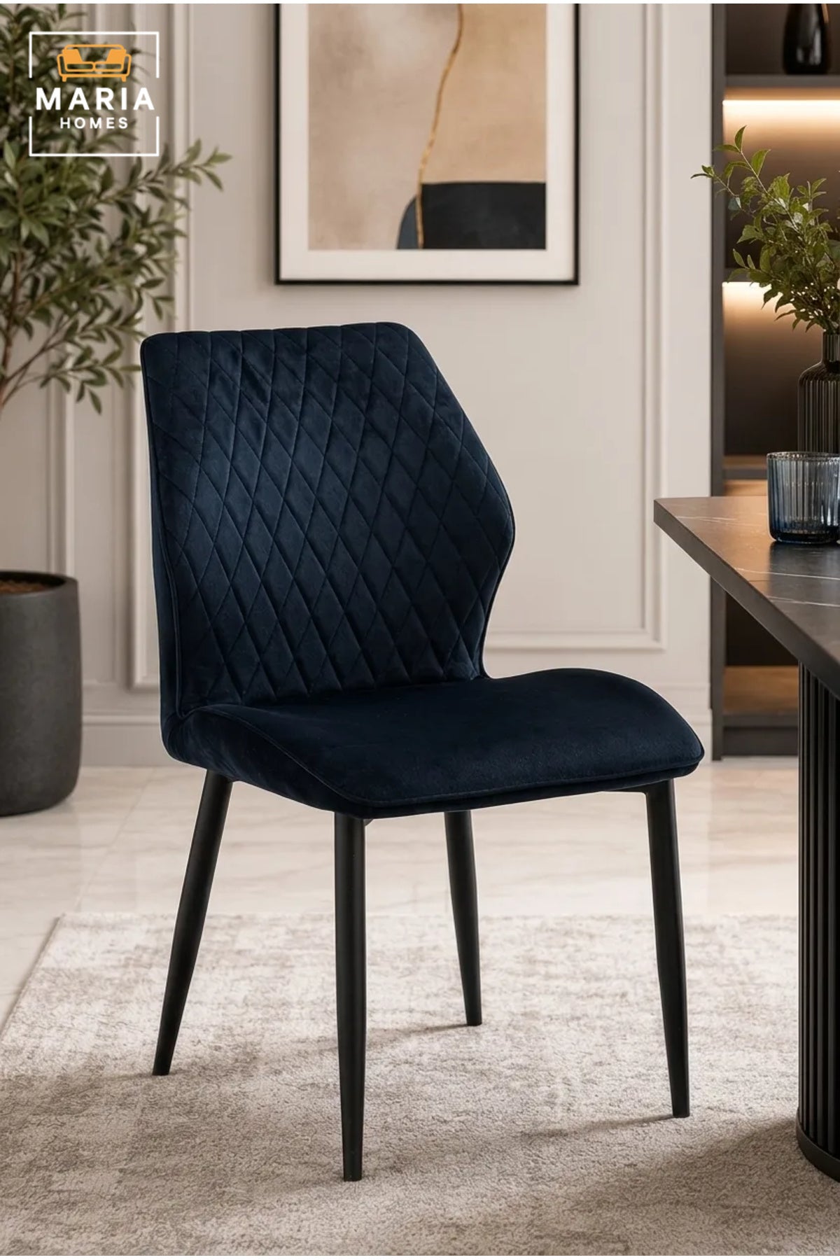 Navy Blue Velvet Dining Chair with Diamond Quilted Backrest √ê Modern Upholstered Dining Chair with Black Metal Legs for Dining Room, Kitchen & Caf≈Ω