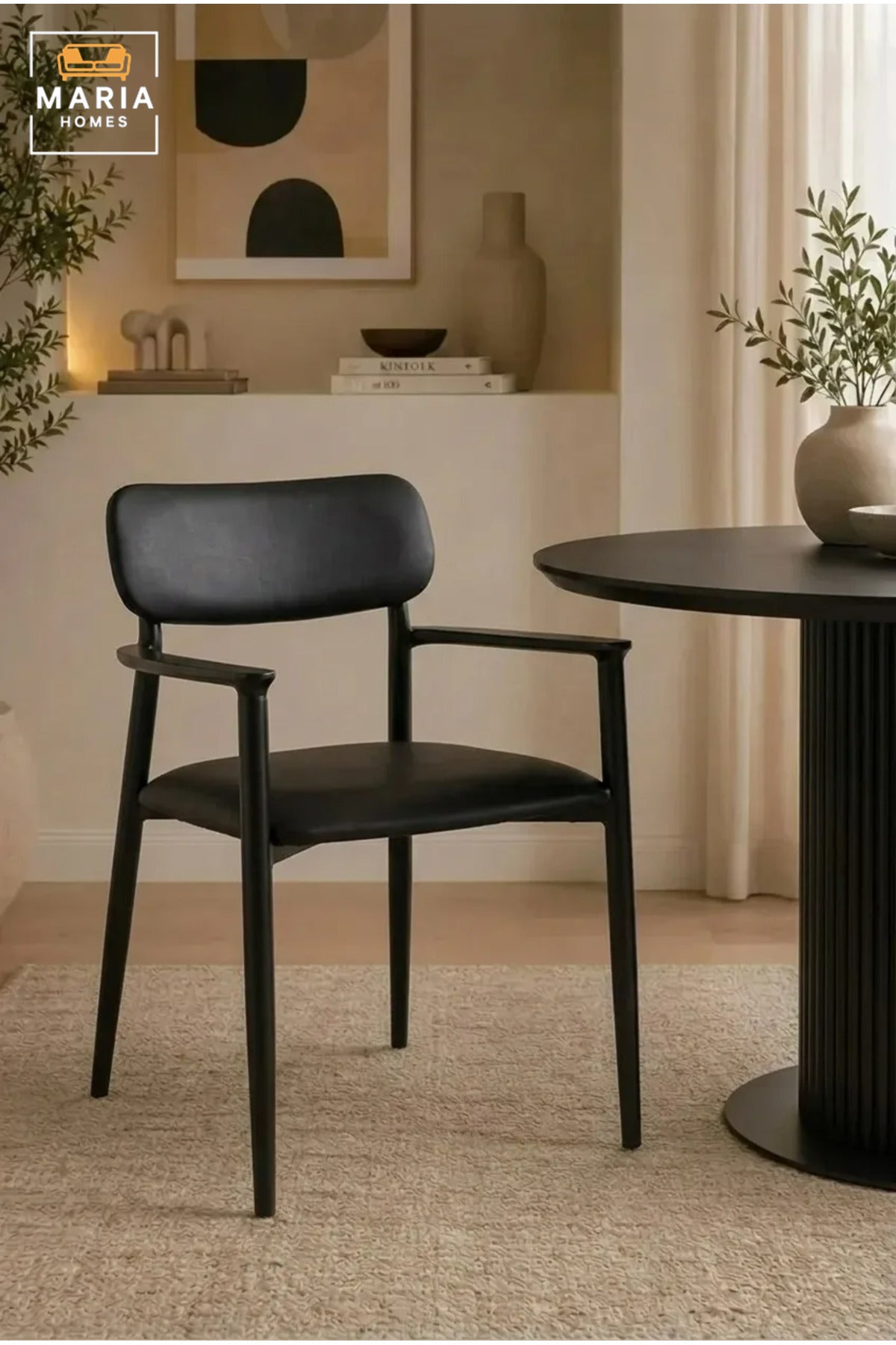 Modern Black Dining Chair with Armrests, Cushioned Backrest and Upholstered Seat for Dining Room, Kitchen, Restaurant, Café and Office