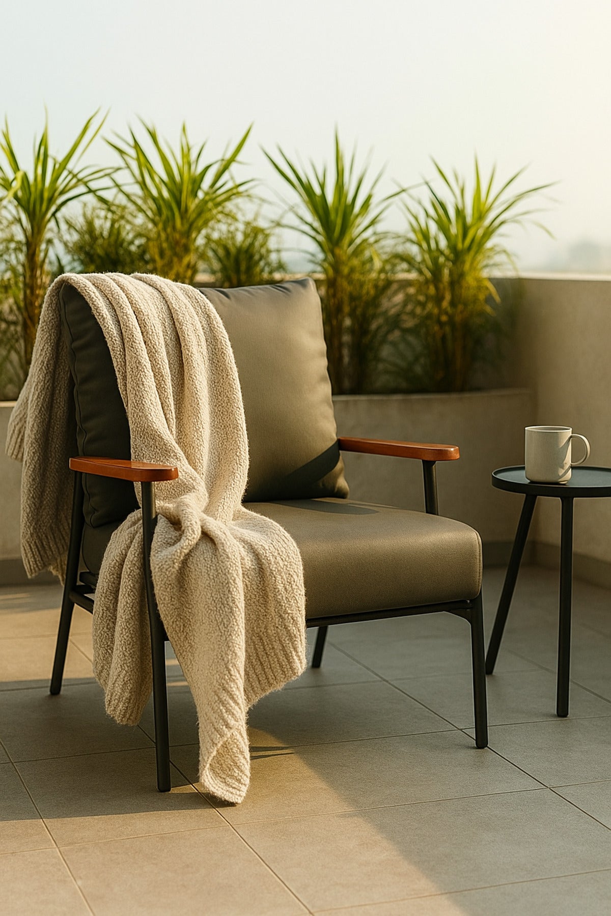Modern Gray Lounge Chair Ð Metal Frame Accent Chair with Wooden Armrests and Cushioned Seat