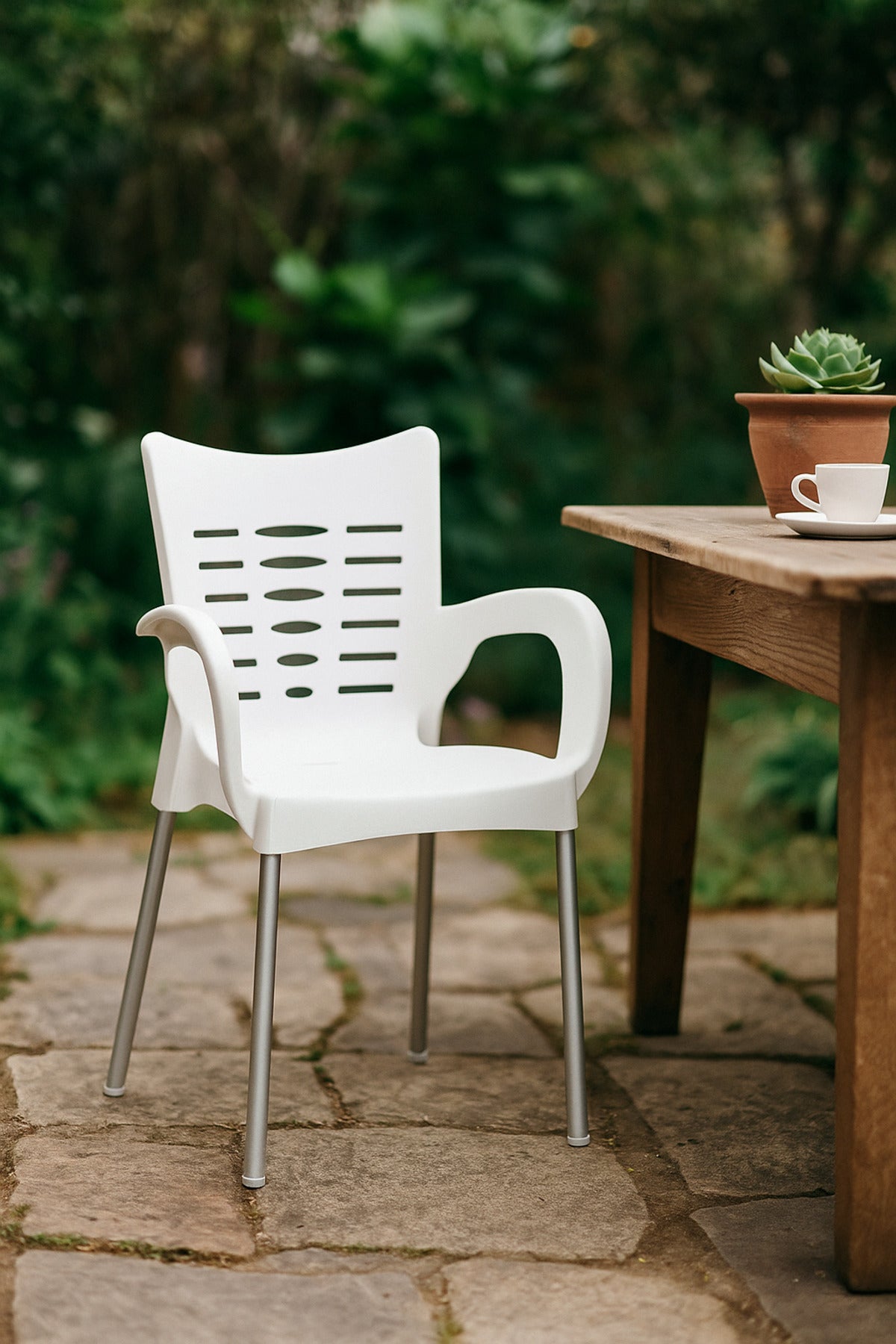 White Plastic Outdoor Armchair Ð Modern Garden, Patio & Balcony Chair