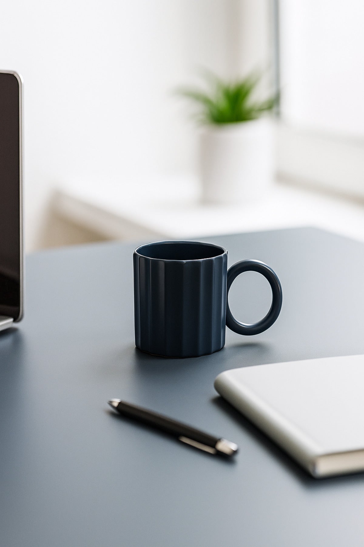 Dark Blue Ceramic Mug Ð Modern Ribbed Coffee and Tea Cup