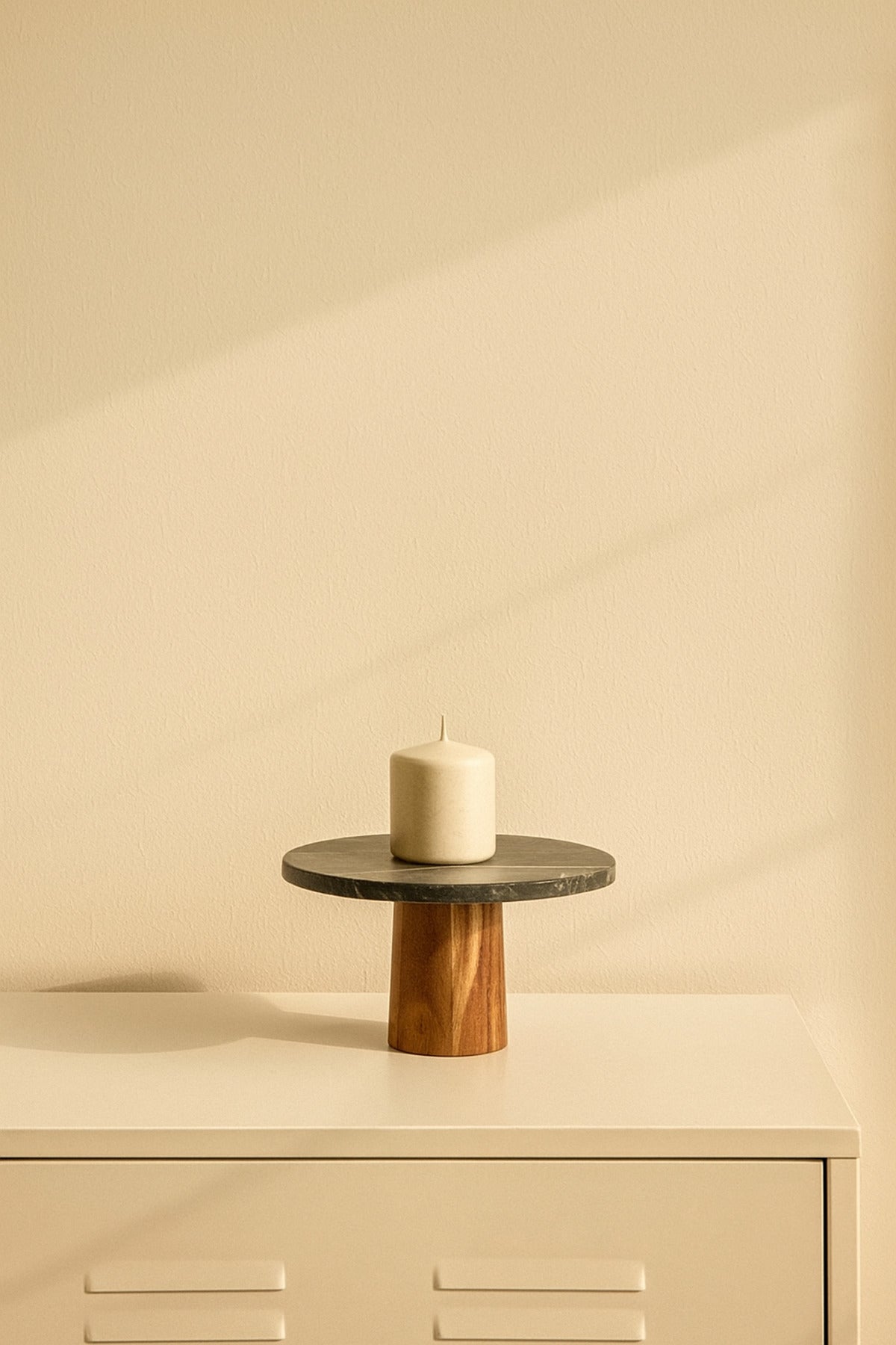 Black Marble Decorative Stand Ð Round Display Pedestal with Wooden Base