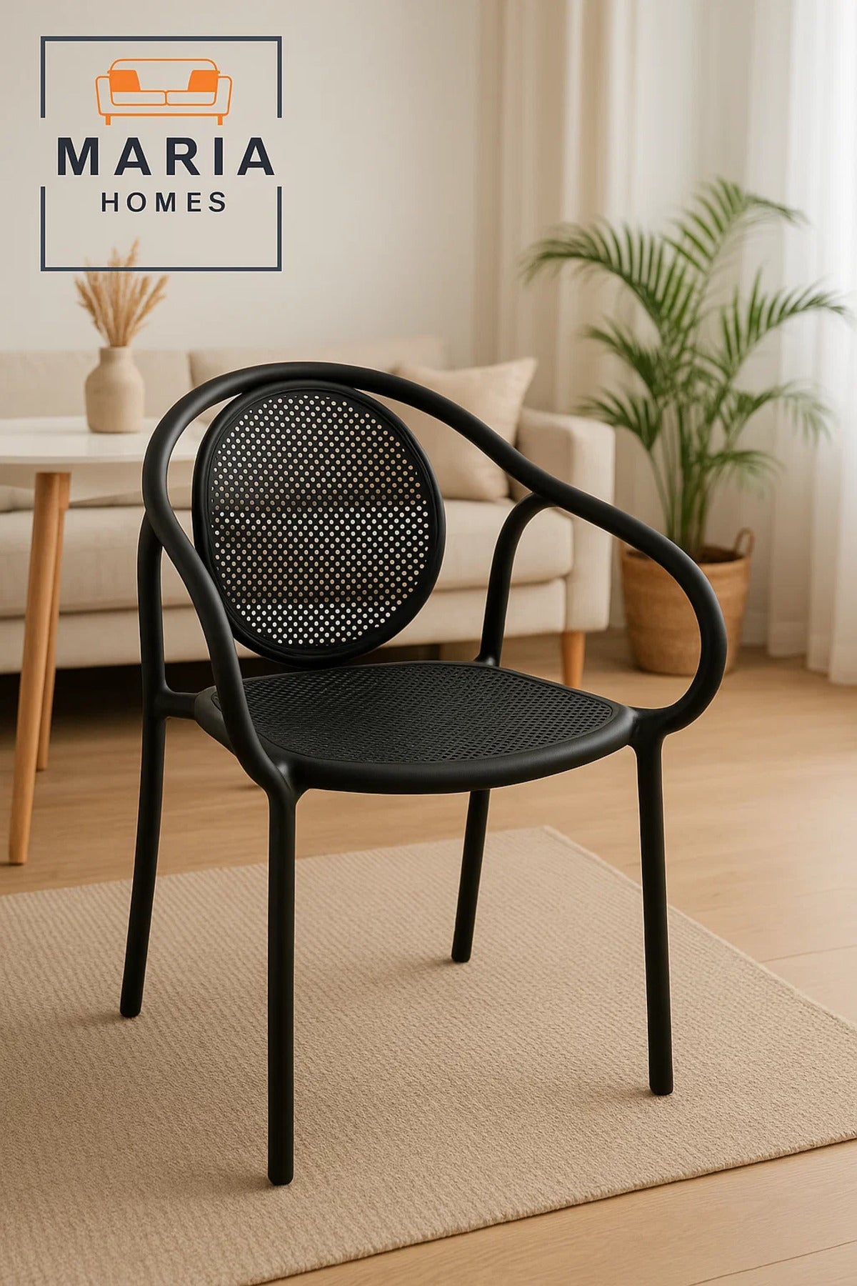 Sleek Black Metal Mesh Armchair Ð Modern Indoor Outdoor Chair for Home, CafŽ, or Patio Use