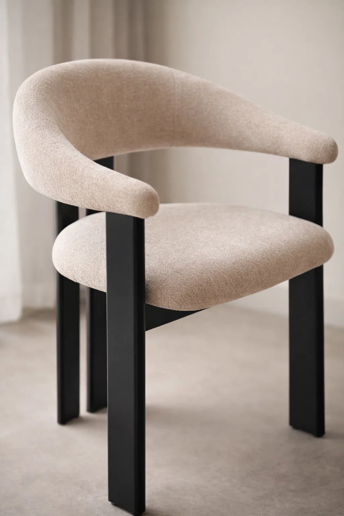 Light Beige Armchair with Black Wooden Legs, 79x49x48 CM light beige armchair Dining